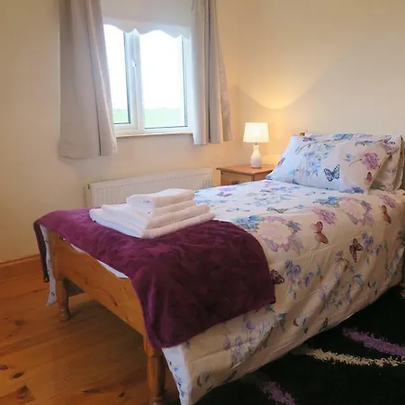 بيت للعطل Thistledown - - Crossmolina - County Mayo - Sleeps 8 - Sister To Inglewood