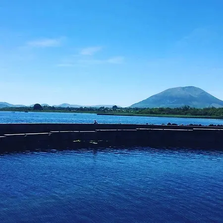 Thistledown - - Crossmolina - County Mayo - Sleeps 8 - Sister To Inglewood Casa vacanze Ballina (Mayo)