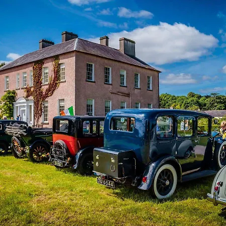 Thistledown - - Crossmolina - County Mayo - Sleeps 8 - Sister To Inglewood