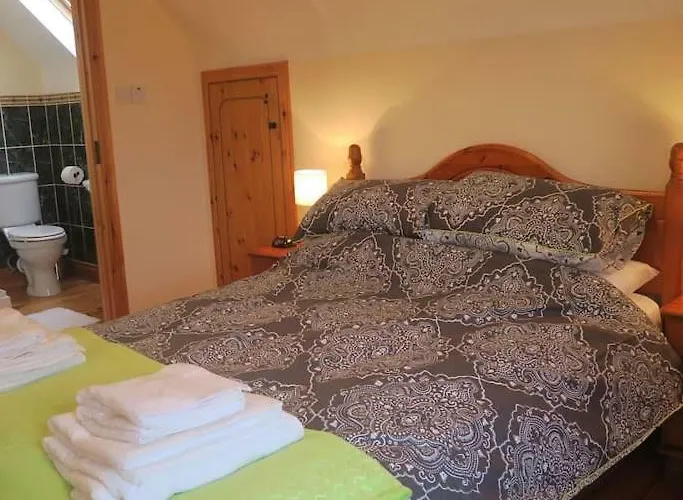 Thistledown - - Crossmolina - County Mayo - Sleeps 8 - Sister To Inglewood Сasa de vacaciones *