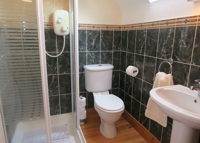 Thistledown - - Crossmolina - County Mayo - Sleeps 8 - Sister To Inglewood Сasa de vacaciones