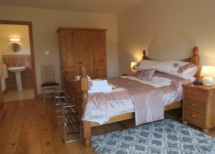 Сasa de vacaciones Thistledown - - Crossmolina - County Mayo - Sleeps 8 - Sister To Inglewood