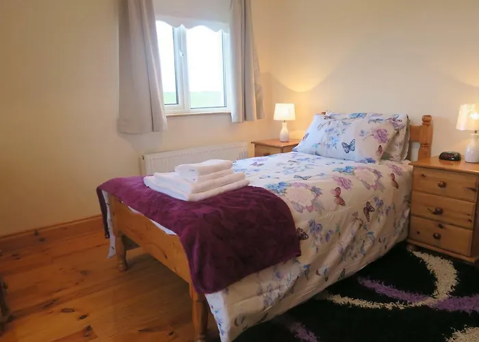 Сasa de vacaciones Thistledown - - Crossmolina - County Mayo - Sleeps 8 - Sister To Inglewood
