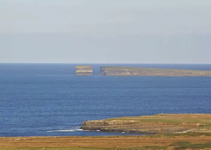 Thistledown - - Crossmolina - County Mayo - Sleeps 8 - Sister To Inglewood Ballina (Mayo)